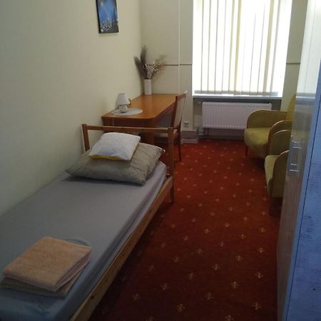 Hostel Kwadrans Gliwice Extérieur photo